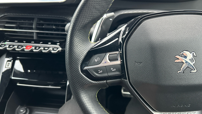 Peugeot 208 1.2 PureTech 100 GT 5dr EAT8 Petrol Hatchback